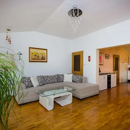 Apartment Marija